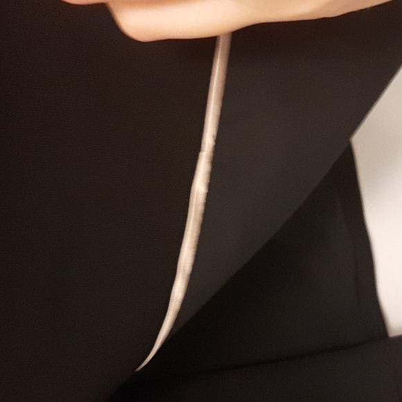 Classic black blazer - Picture 5 of 8